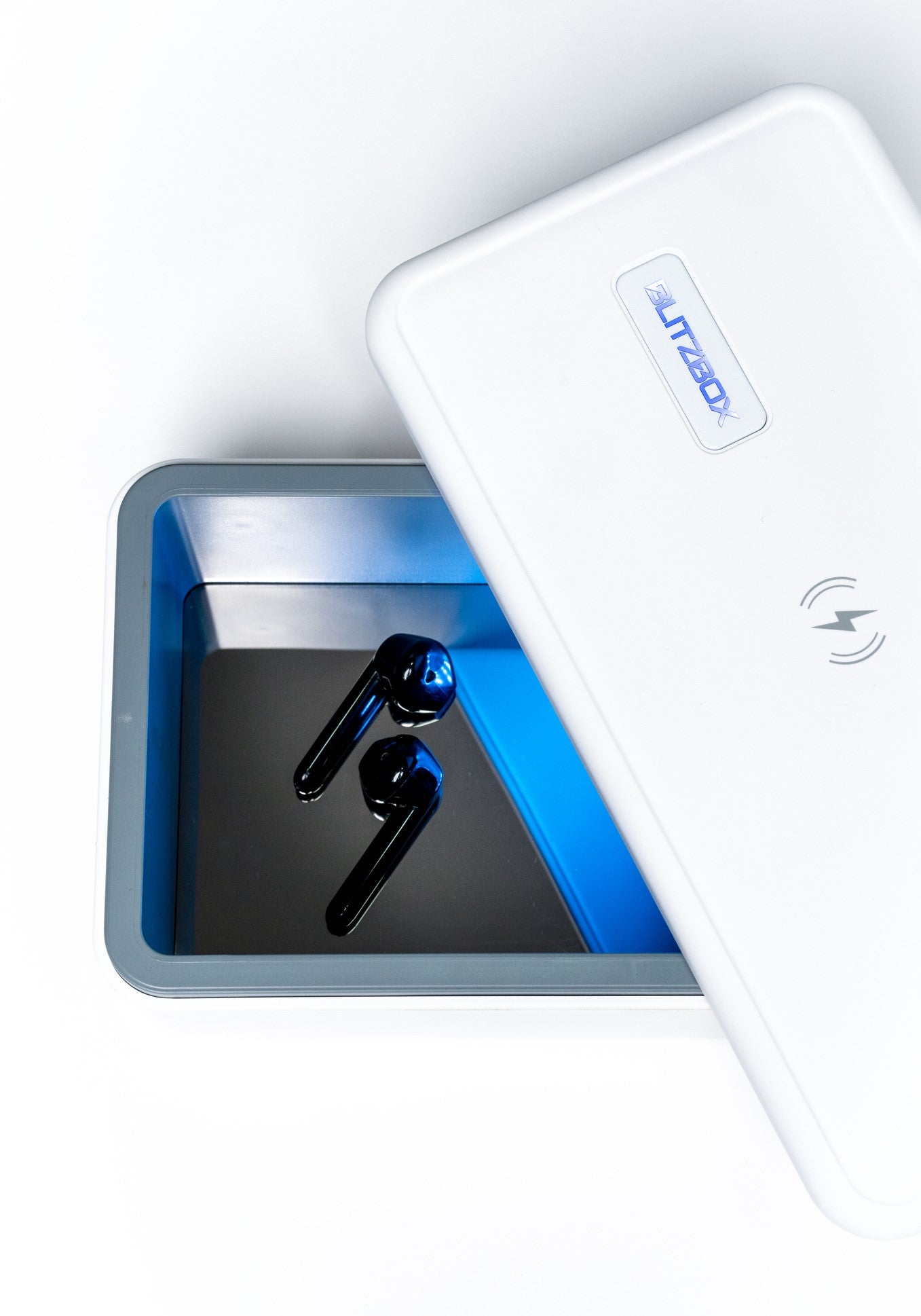 BlitzBox Pro 8 UV Phone Sterilizer with Airpods